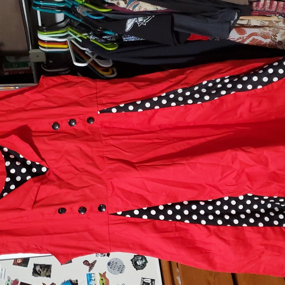 Roller girl vintage look dress with black and white dots